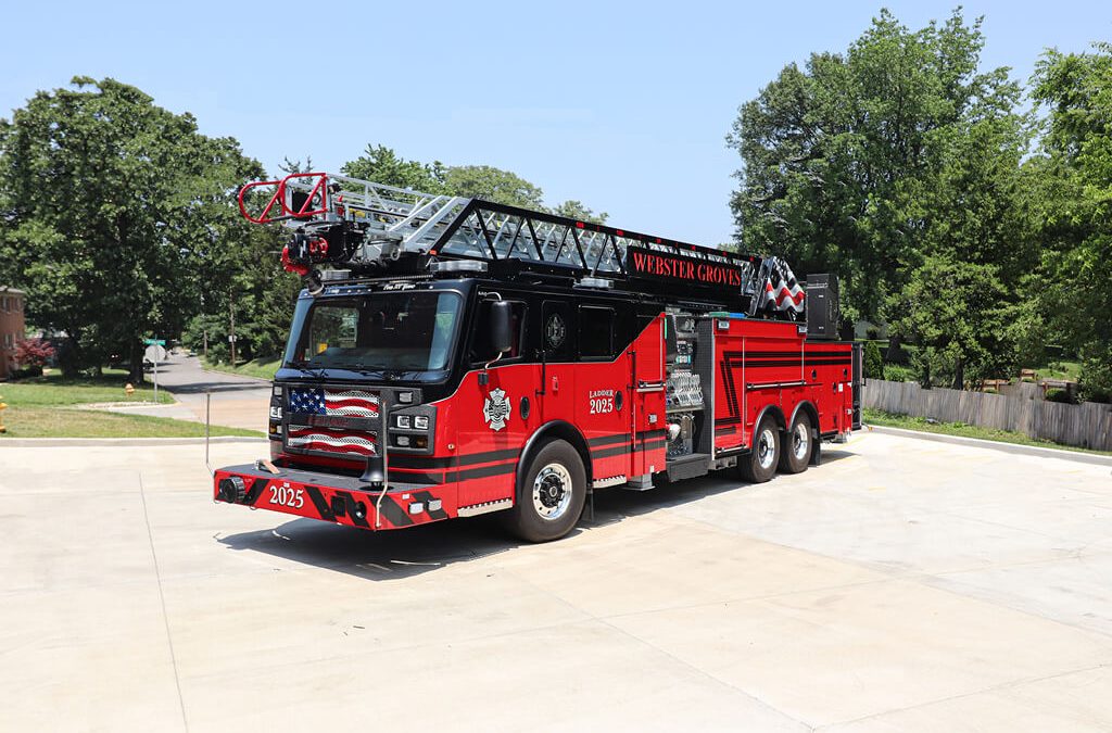 Webster Groves Fire Department (Webster Groves, Missouri) 109′ Viper Aerial